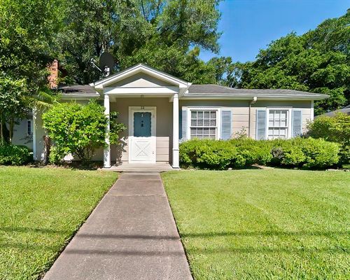 32 Sherwood Dr, Mobile, AL, 36606-2447 | Card Image