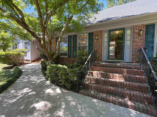 610 S. Adair Street, Clinton, SC, 29325 | Card Image
