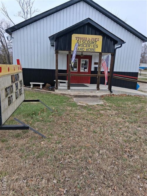 404 E Scenic Rivers Blvd, Salem, MO, 65560-1801 | Card Image