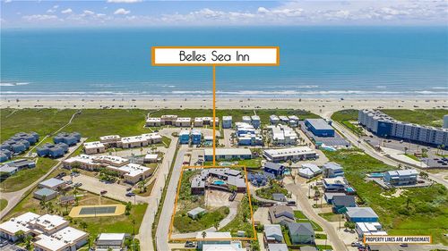 630 Banyan Beach Dr, Port Aransas, TX, 78373-5907 | Card Image