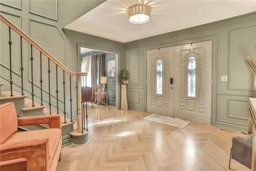 433 New Rochelle Rd, Bronxville, NY, 10708-4410 | Card Image