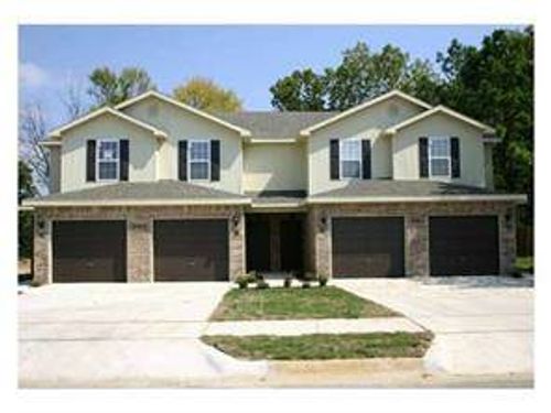 b-2006 Azlin Pl, Siloam Springs, AR, 72761-3185 | Card Image