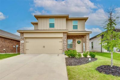 1063 Old Oaks Drive, House other with 3 bedrooms, 2 bathrooms and null parking in Forney TX | Image 1