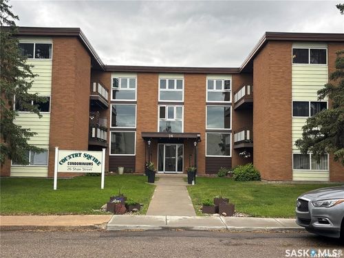 22-26 Shaw Street, Regina, SK, S4R3M4 | Card Image