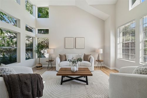 5535 Shady Creek Ln, Yorba Linda, CA, 92887-6421 | Card Image