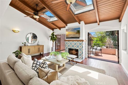 251 Calliope St, Laguna Beach, CA, 92651-3136 | Card Image