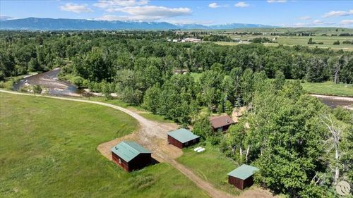 45 Carbon Ave, Roberts, MT, 59070-9431 | Card Image