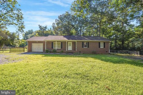 8170 Linda Ln, King George, VA, 22485-3622 | Card Image