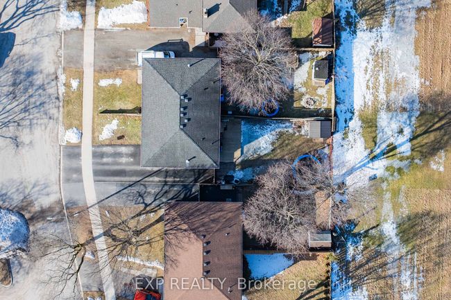 2757 Wedgewood Cres, House attached with 3 bedrooms, 2 bathrooms and 4 parking in Niagara Falls ON | Image 39