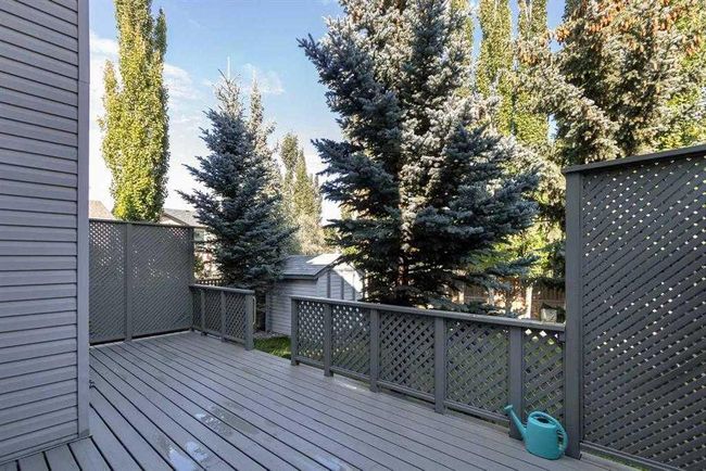 28 Cougar Ridge Link Sw, House detached with 3 bedrooms, 3 bathrooms and 2 parking in Calgary AB | Image 25