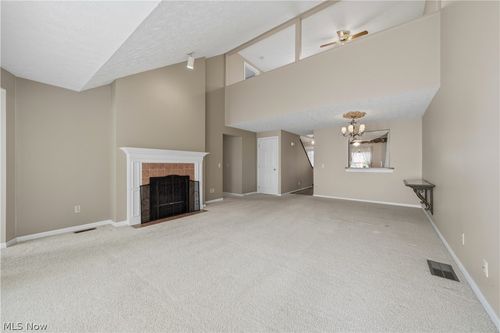 4435 Dalbury Ave Ne, Canton, OH, 44714-1187 | Card Image