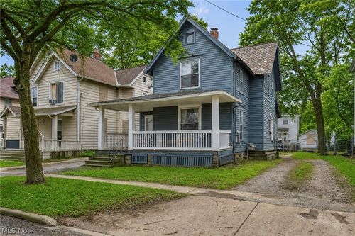 228 Gates Ave, Elyria, OH, 44035-7023 | Card Image
