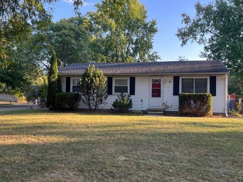 7 Metroview Ct, Ann Arbor, MI, 48108-2533 | Card Image