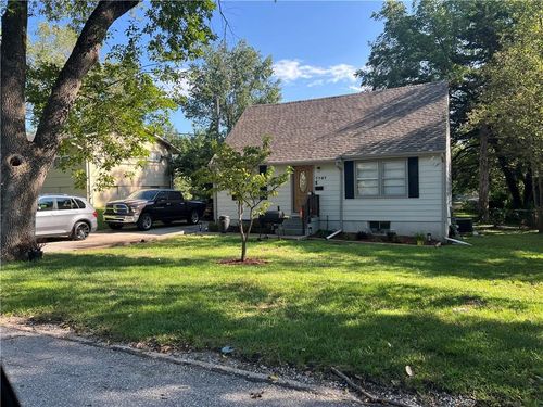 7707 E 50th Ter, Kansas City, MO, 64129-2011 | Card Image