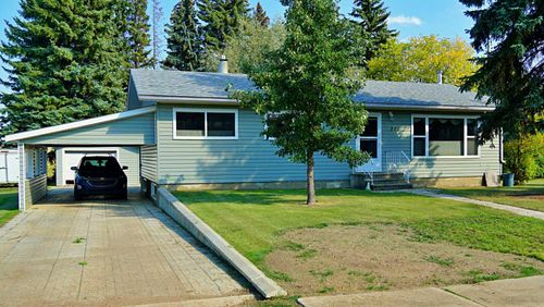 101 2nd Street E, Derwent, AB, T0B1C0 | Card Image