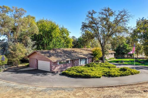 9379 Sunflower, Wilton, CA, 95693 | Card Image