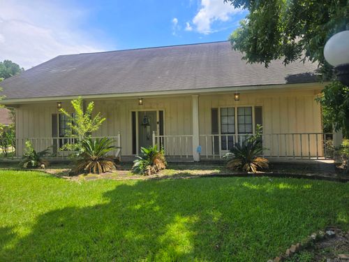 10334 Sunny Cline Dr, Baton Rouge, LA, 70814-4733 | Card Image