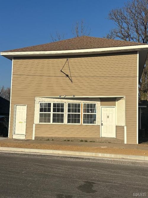 602 N Wood River Ave, Wood River, IL, 62095-1226 | Card Image