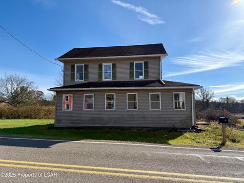 371 Pond Hill Mountain Rd, Wapwallopen, PA, 18660-1213 | Card Image