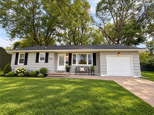 7514 Woodson Rd, Raytown, MO, 64138-2453 | Card Image