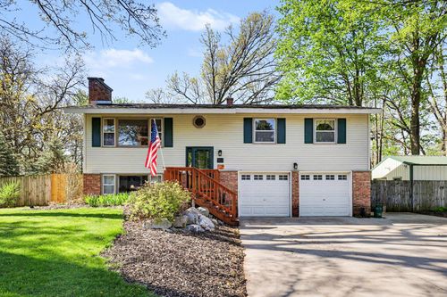 1422 Maplewood Drive, Georgetown Charter Township, MI, 49428 | Card Image