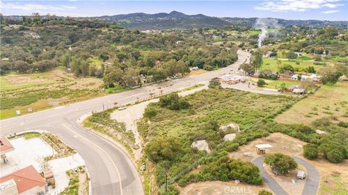 28746 Valley Center Rd, Valley Center, CA, 92082-6566 | Card Image