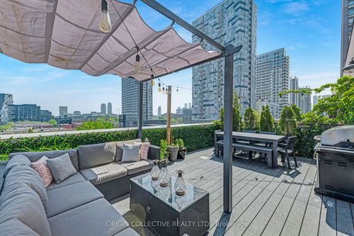 ph2-736 Dundas St E, Toronto, ON, M5A2C5 | Card Image