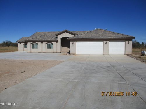 8373 E Sunwing Ridge Dr, Hereford, AZ, 85615-0590 | Card Image