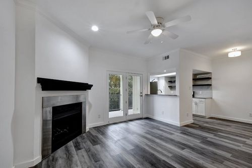 apt-215-3840 Far West Blvd, Austin, TX, 78731-3036 | Card Image