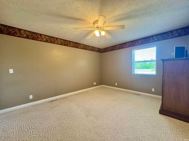 7020 E County Road 1200 N, House other with 3 bedrooms, 2 bathrooms and null parking in Eaton IN | Image 16
