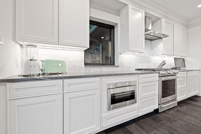 7201 Holly Fern Cv, House other with 3 bedrooms, 3 bathrooms and 6 parking in Austin TX | Image 16