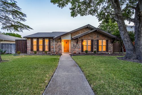 2700 Chancellor Dr, Plano, TX, 75074-2960 | Card Image