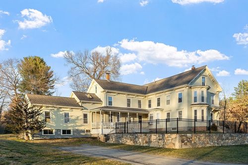 0-20 Old Lowell Rd, Westford, MA, 01886-3614 | Card Image