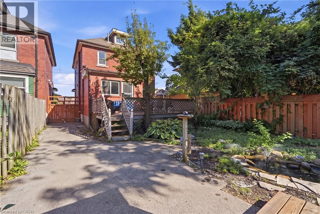 Residential in Hamilton 4