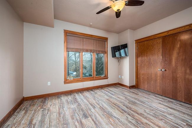 1605 Washington St, House other with 6 bedrooms, 5 bathrooms and null parking in Tonganoxie KS | Image 32