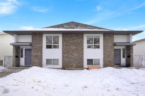 114 - 116 Barber Cres, Saskatoon, SK, S7M5M7 | Card Image