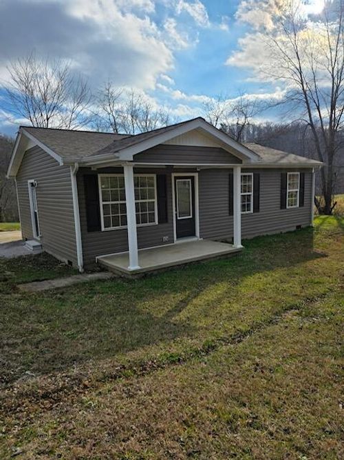 1735 Robinson Creek Road, Manchester, KY, 40962 | Card Image