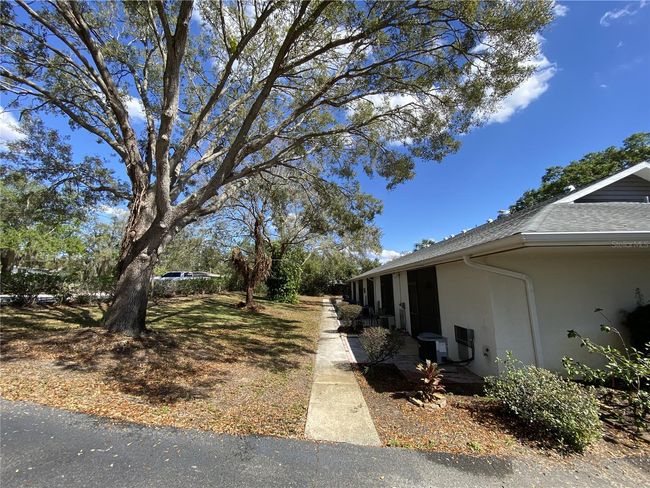 Rear Exterior | Image 19