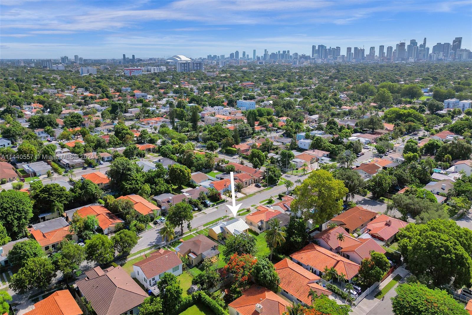 19th St, Miami, FL 33145