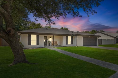 2717 Prestondale Dr, Hurst, TX, 76054-2739 | Card Image