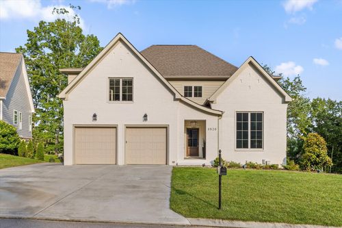 3520 Sweetshrub Way, Signal Mountain, TN, 37377-1150 | Card Image