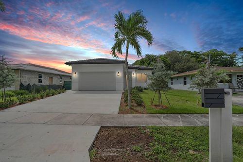 2962 Nw 10th Ct, Fort Lauderdale, FL, 33311-5610 | Card Image
