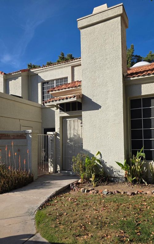unit-1095-1717 E Union Hills Dr, Phoenix, AZ, 85024-3042 | Card Image