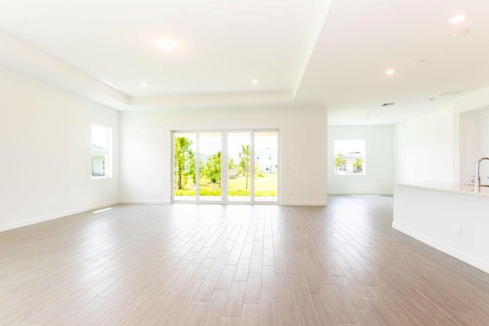 Residential Lease in Loxahatchee 3