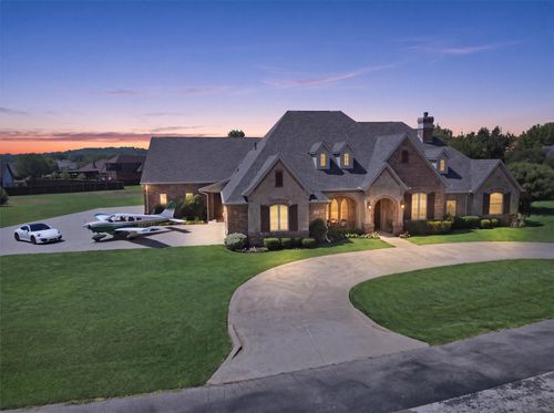 108 Concorde Cir, Cresson, TX, 76035-5843 | Card Image