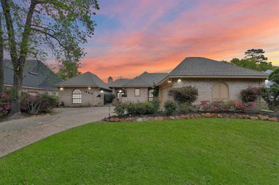 18618 Walden Forest Drive, House other with 3 bedrooms, 2 bathrooms and null parking in Humble TX | Image 1