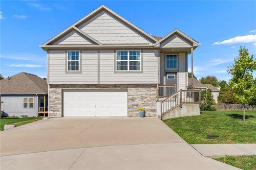 209 Tanner Pl, Belton, MO, 64012-4236 | Card Image