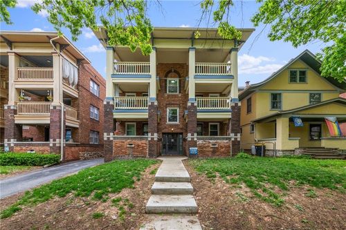 2805 Charlotte Street, Kansas City, MO, 64109 | Card Image