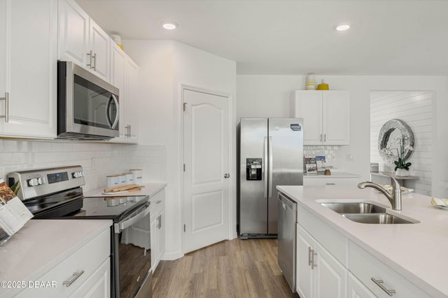 39 Sprout Ln, House other with 5 bedrooms, 3 bathrooms and null parking in ORMOND BEACH FL | Image 10