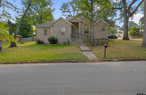 801 Beth Dr, Tyler, TX, 75703-4811 | Card Image